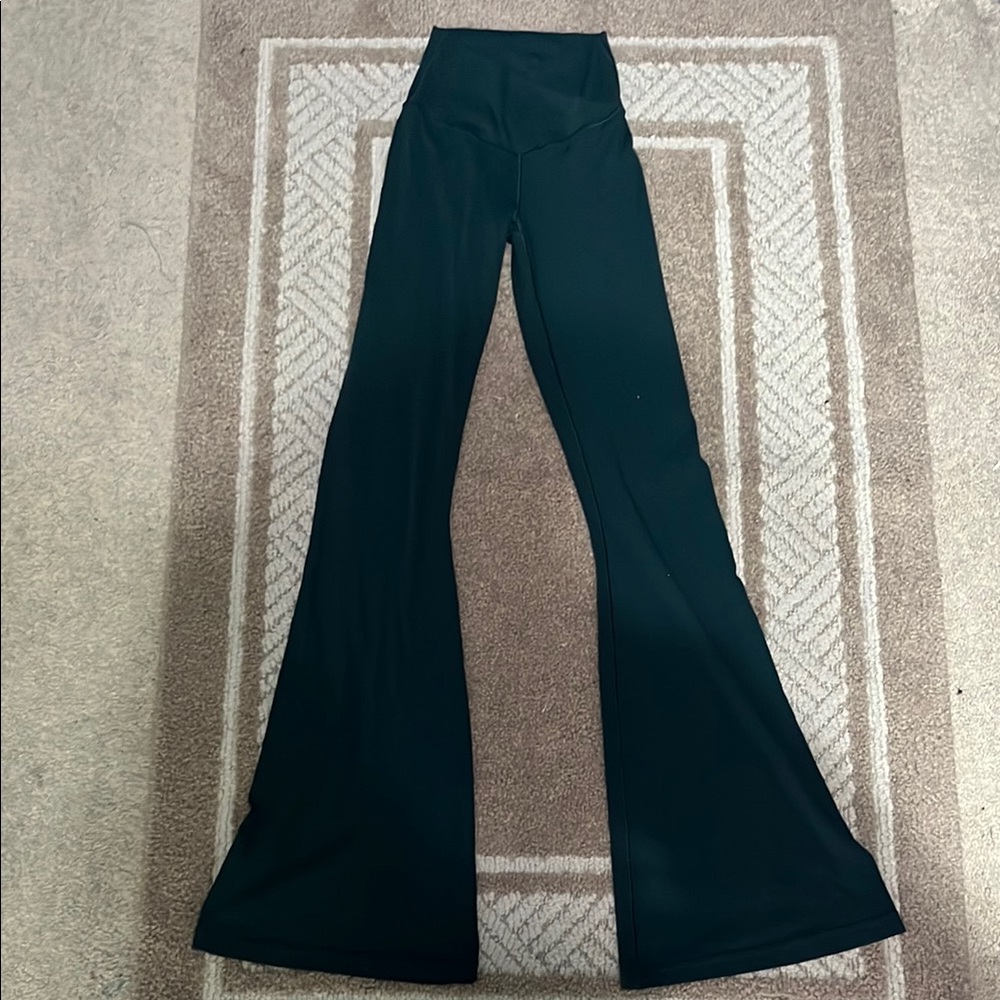 Offline Aerie crossover flared leggings